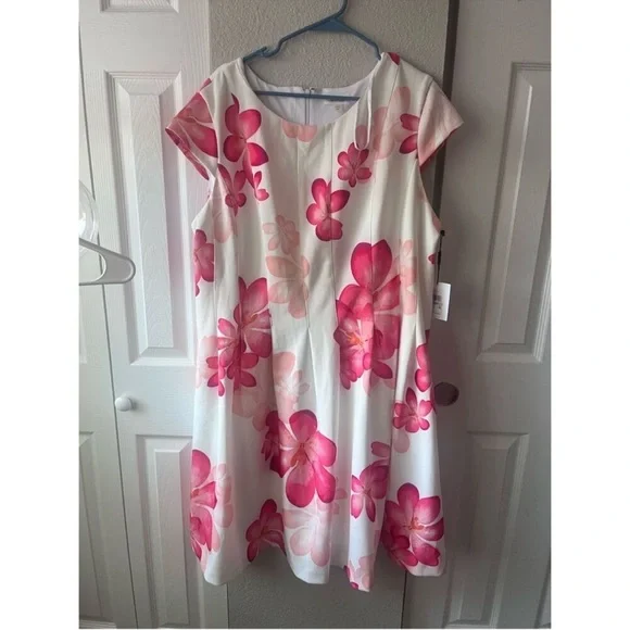 Nwt plus size Calvin Klein White Floral Midi Dress size 22w T23 - Picture 1 of 4
